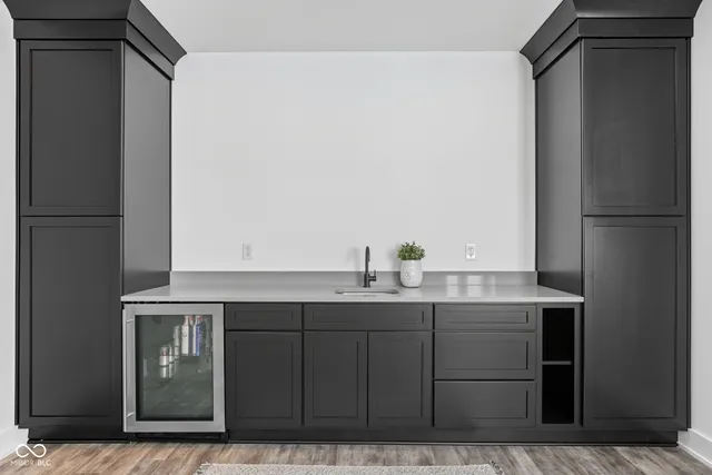 $2,350,000 | 16646 Southeastern Parkway, Fortville, IN 46040