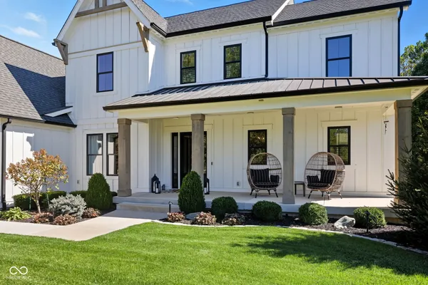 $2,290,000 | 16646 Southeastern Parkway, Fortville, IN 46040