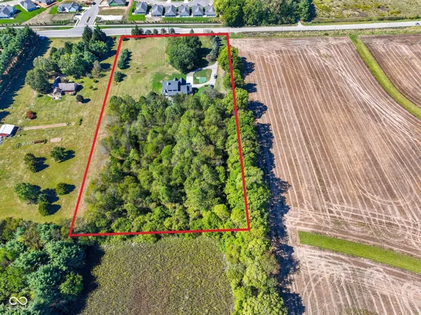 $2,290,000 | 16646 Southeastern Parkway, Fortville, IN 46040