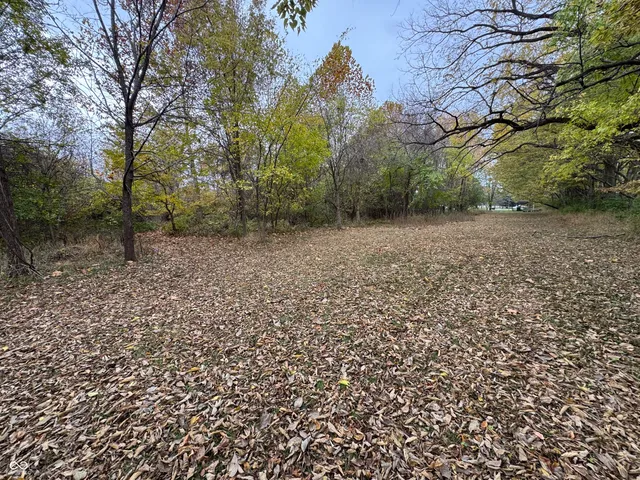 $2,350,000 | 16646 Southeastern Parkway, Fortville, IN 46040