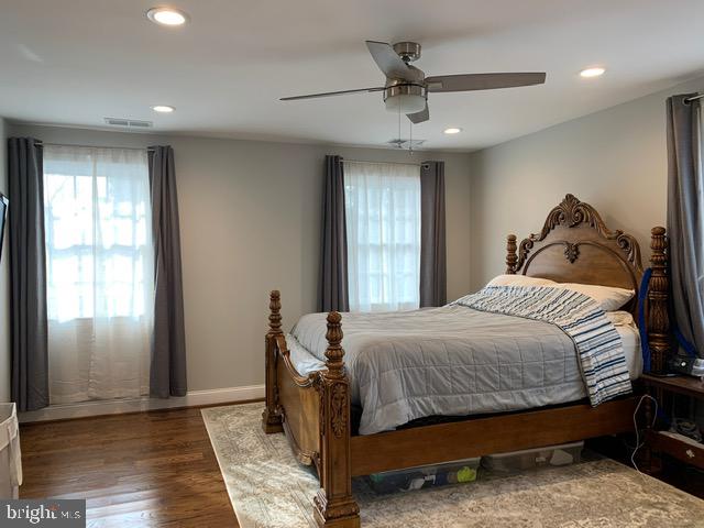 7413 Farnum Street Springfield, VA 22151 - Photo 21 of 30 Primary Bedroom