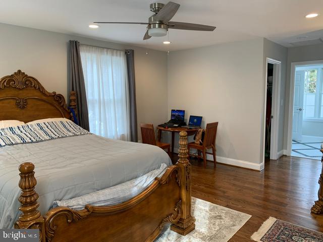 7413 Farnum Street Springfield, VA 22151 - Photo 22 of 30 Primary Bedroom