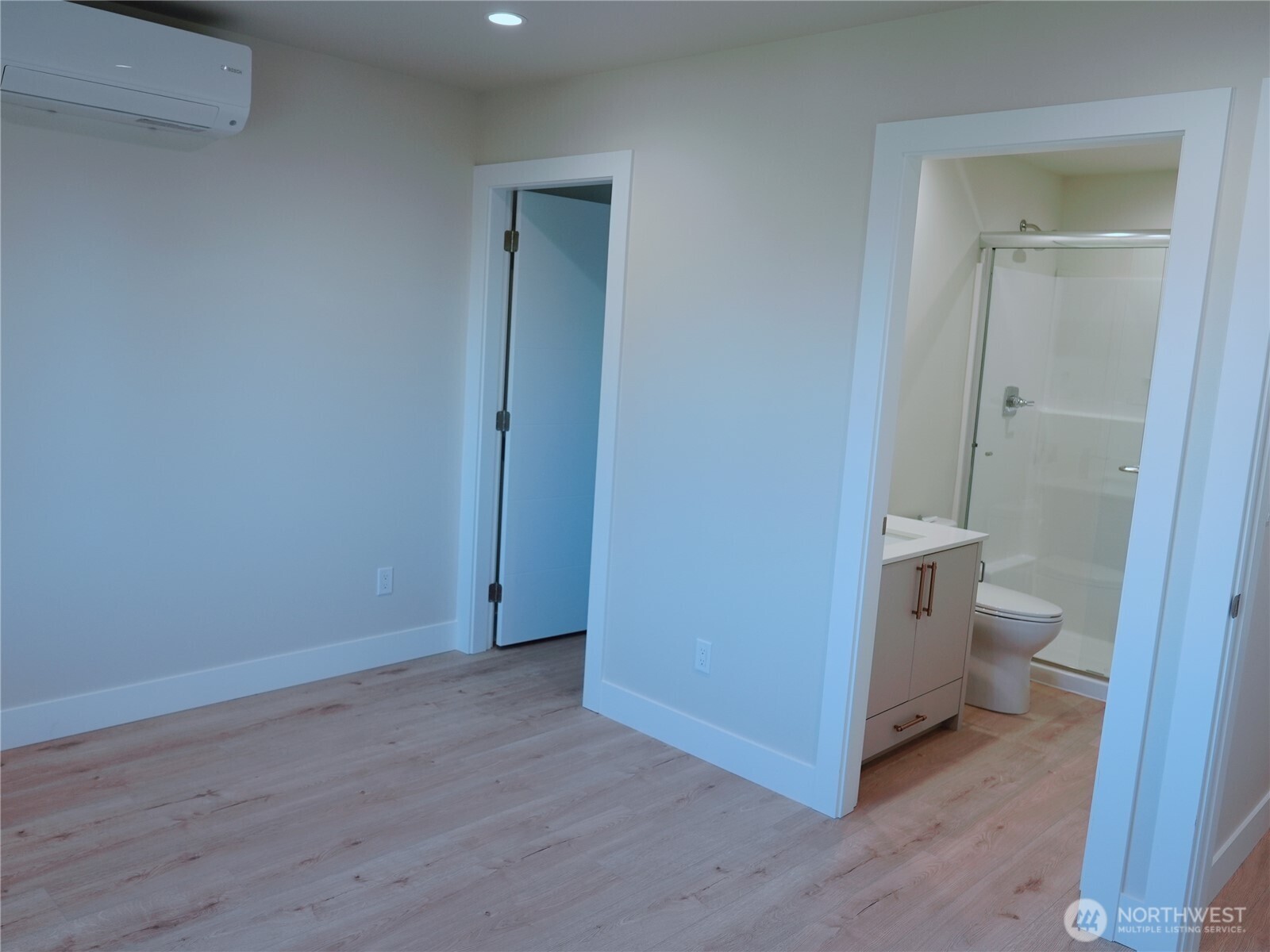 2155 Siddle Loop, Unit 105 Ferndale, WA 98248 - Photo 8 of 10