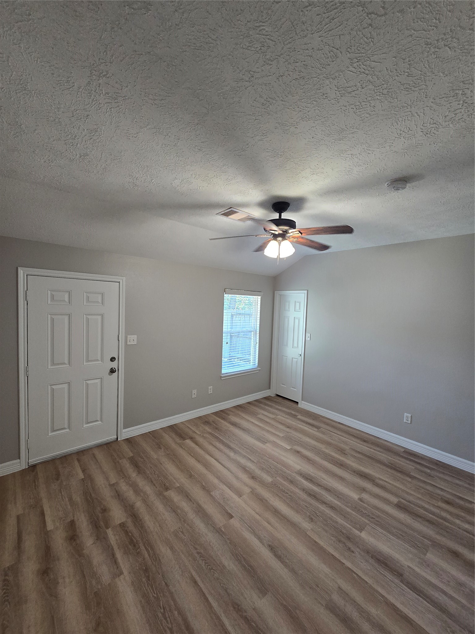 1043 Mann Road, Unit A Conroe, TX 77303 - Photo 10 of 18 Primary bedroom