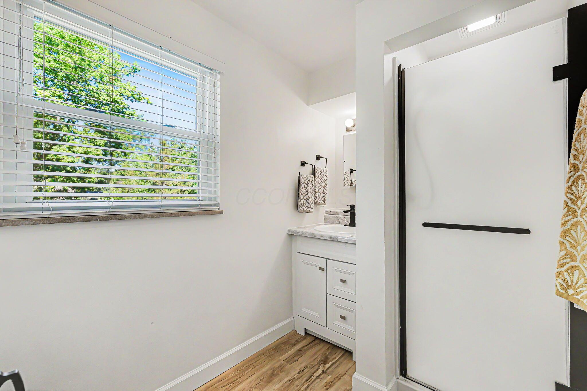 93 North Harding Road Columbus, OH 43209 - Photo 42 of 67