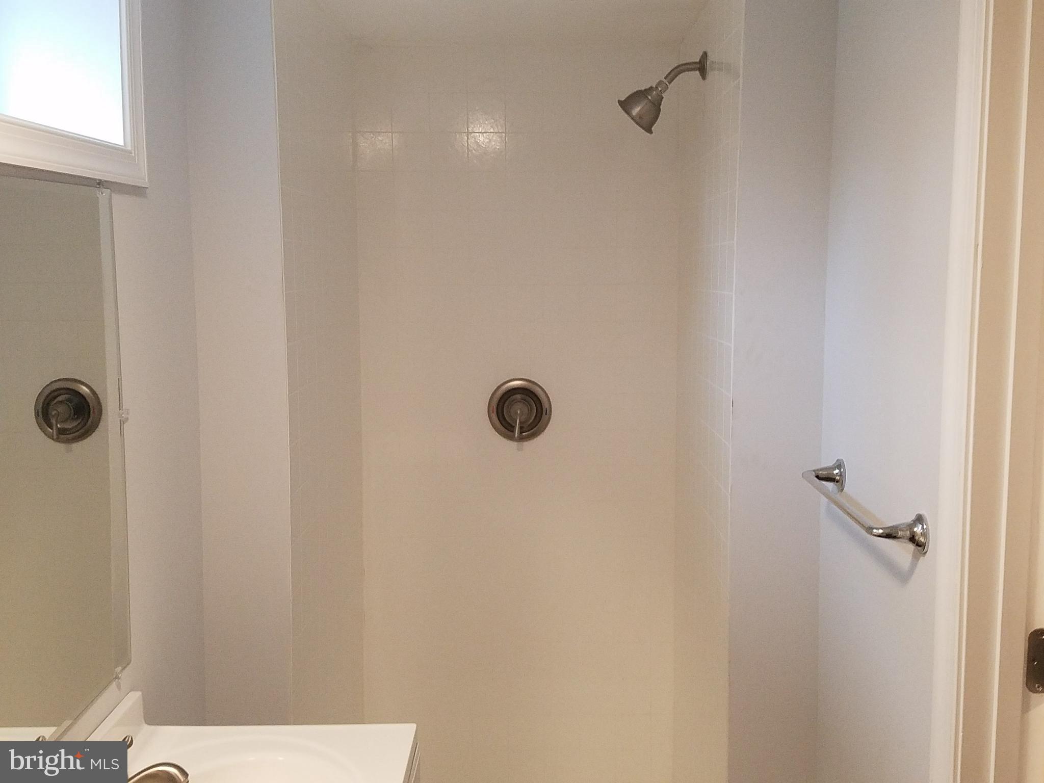 5711 Arnhem Road Baltimore, MD 21206 - Photo 29 of 33 Gallery Image 29