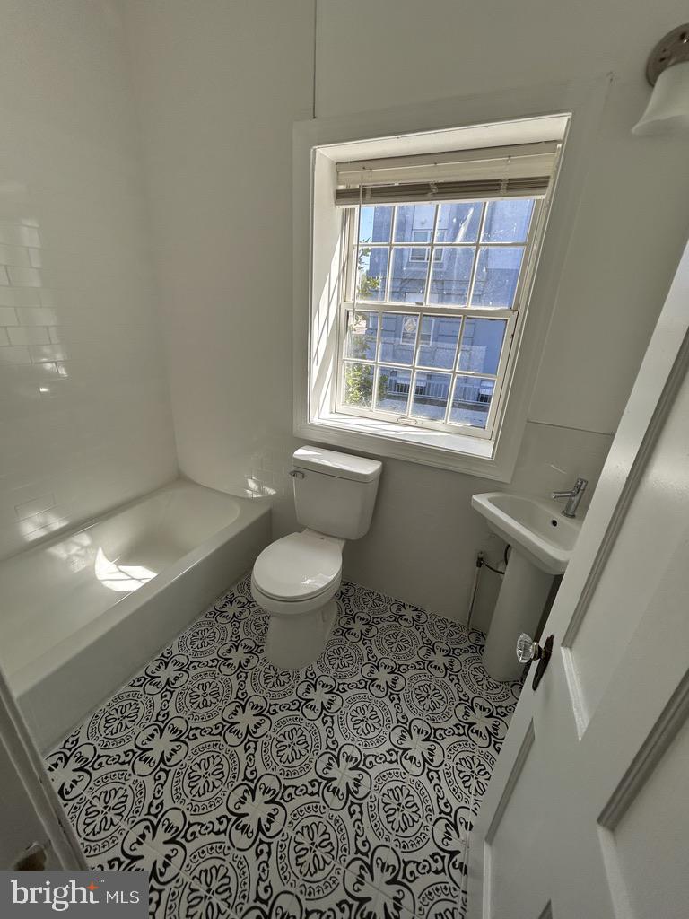 1224 Brentwood Avenue Baltimore, MD 21202 - Photo 21 of 29