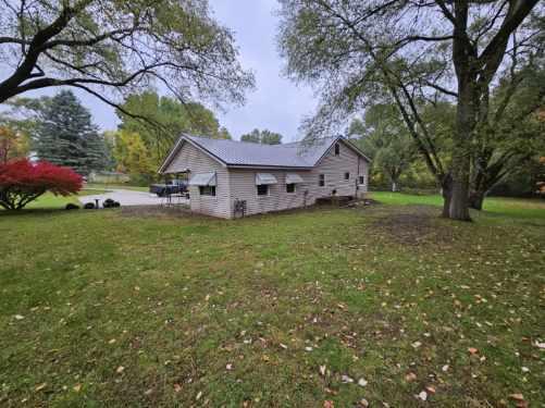 5094 Whitehall Road Muskegon, MI 49445 - Photo 5 of 18 Resized_20231019_125826