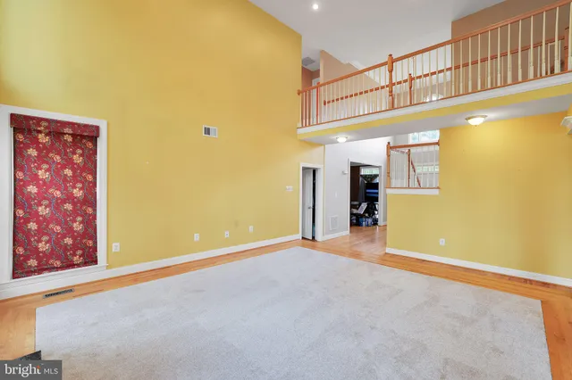 $1,000,000 | 18101 Littlebrooke Drive, Olney, MD 20832