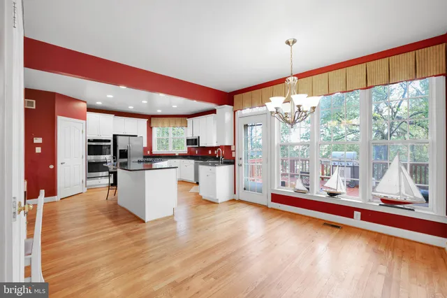 $1,000,000 | 18101 Littlebrooke Drive, Olney, MD 20832