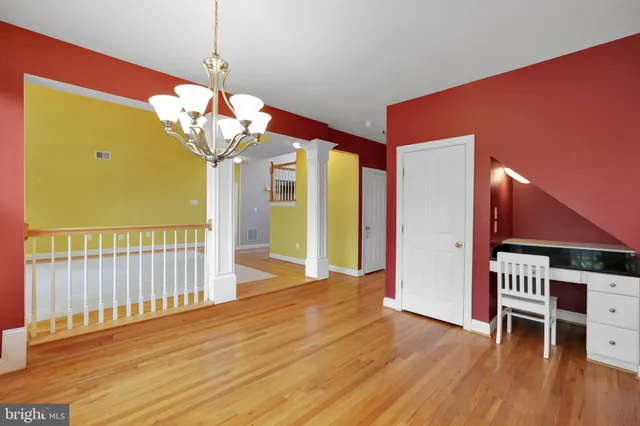 $1,000,000 | 18101 Littlebrooke Drive, Olney, MD 20832