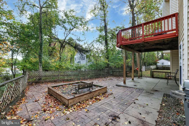 $1,000,000 | 18101 Littlebrooke Drive, Olney, MD 20832