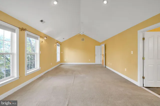 $1,000,000 | 18101 Littlebrooke Drive, Olney, MD 20832