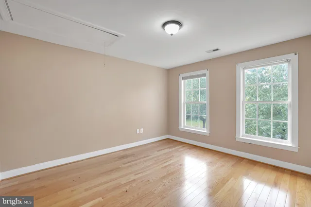 $1,000,000 | 18101 Littlebrooke Drive, Olney, MD 20832