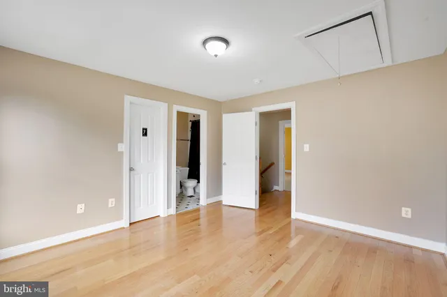 $1,000,000 | 18101 Littlebrooke Drive, Olney, MD 20832