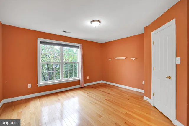 $1,000,000 | 18101 Littlebrooke Drive, Olney, MD 20832