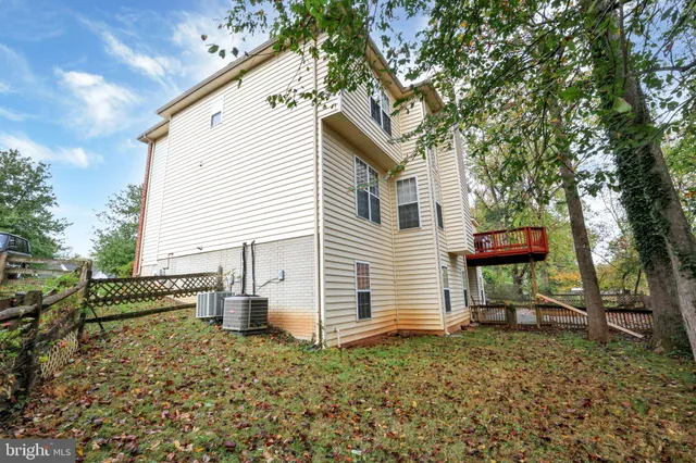 $1,000,000 | 18101 Littlebrooke Drive, Olney, MD 20832