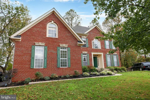 $1,000,000 | 18101 Littlebrooke Drive, Olney, MD 20832