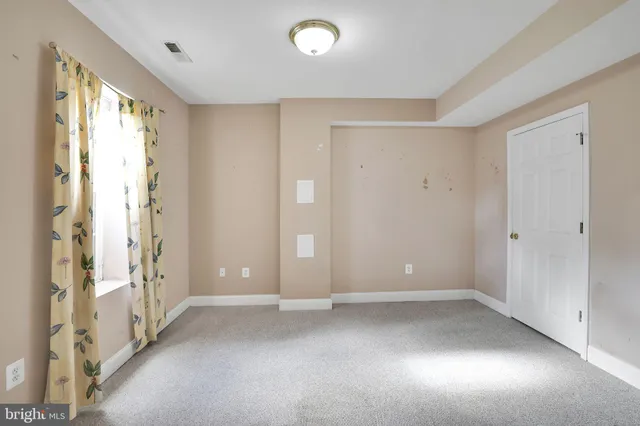 $1,000,000 | 18101 Littlebrooke Drive, Olney, MD 20832