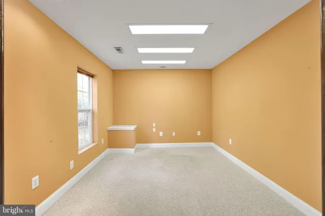 $1,000,000 | 18101 Littlebrooke Drive, Olney, MD 20832