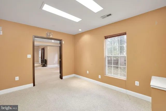 $1,000,000 | 18101 Littlebrooke Drive, Olney, MD 20832