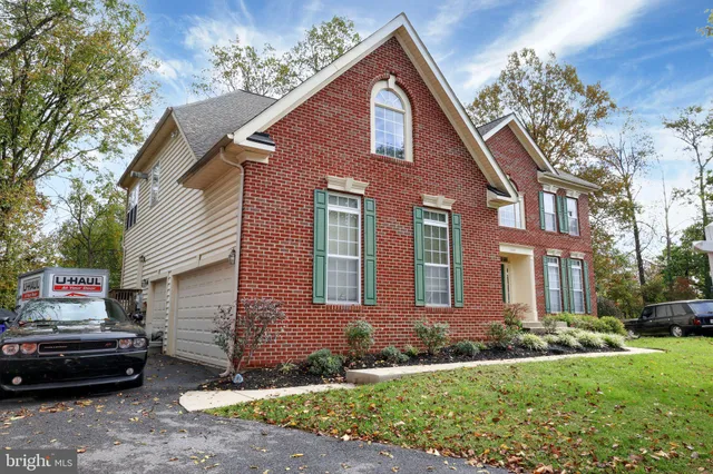 $1,000,000 | 18101 Littlebrooke Drive, Olney, MD 20832