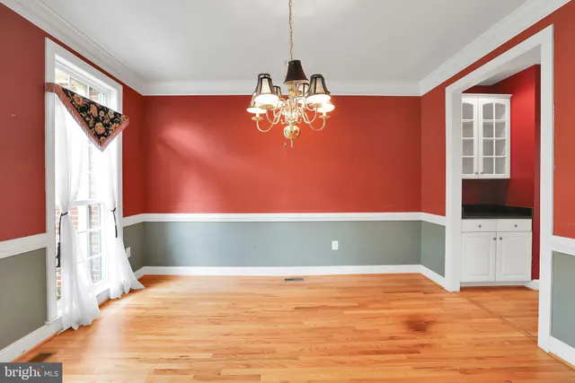 $1,000,000 | 18101 Littlebrooke Drive, Olney, MD 20832