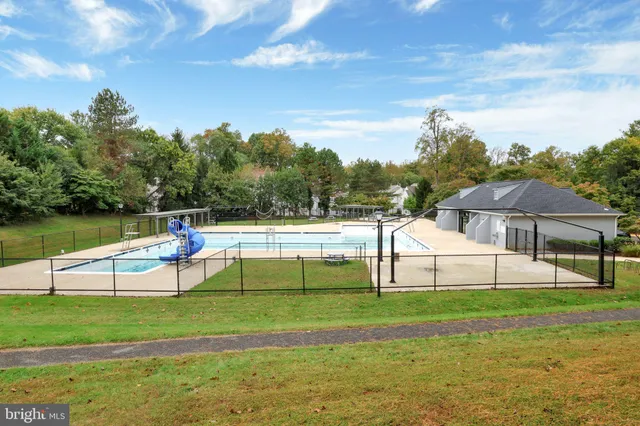 $1,000,000 | 18101 Littlebrooke Drive, Olney, MD 20832