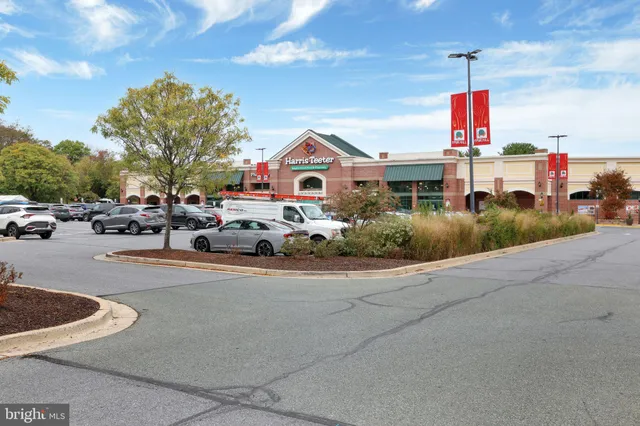 $1,000,000 | 18101 Littlebrooke Drive, Olney, MD 20832