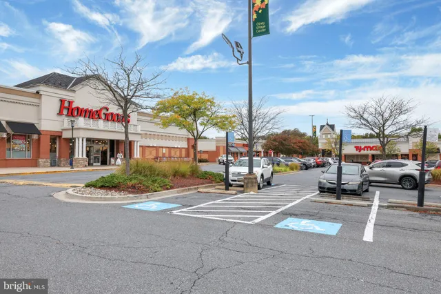 $1,000,000 | 18101 Littlebrooke Drive, Olney, MD 20832