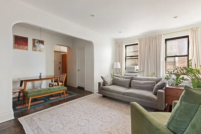 $640,000 | 192 East 8th Street, Unit 5A | Kensington