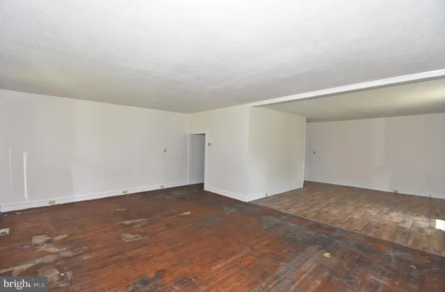 $215,000 | 30472 Broad Street, Princess Anne, MD 21853