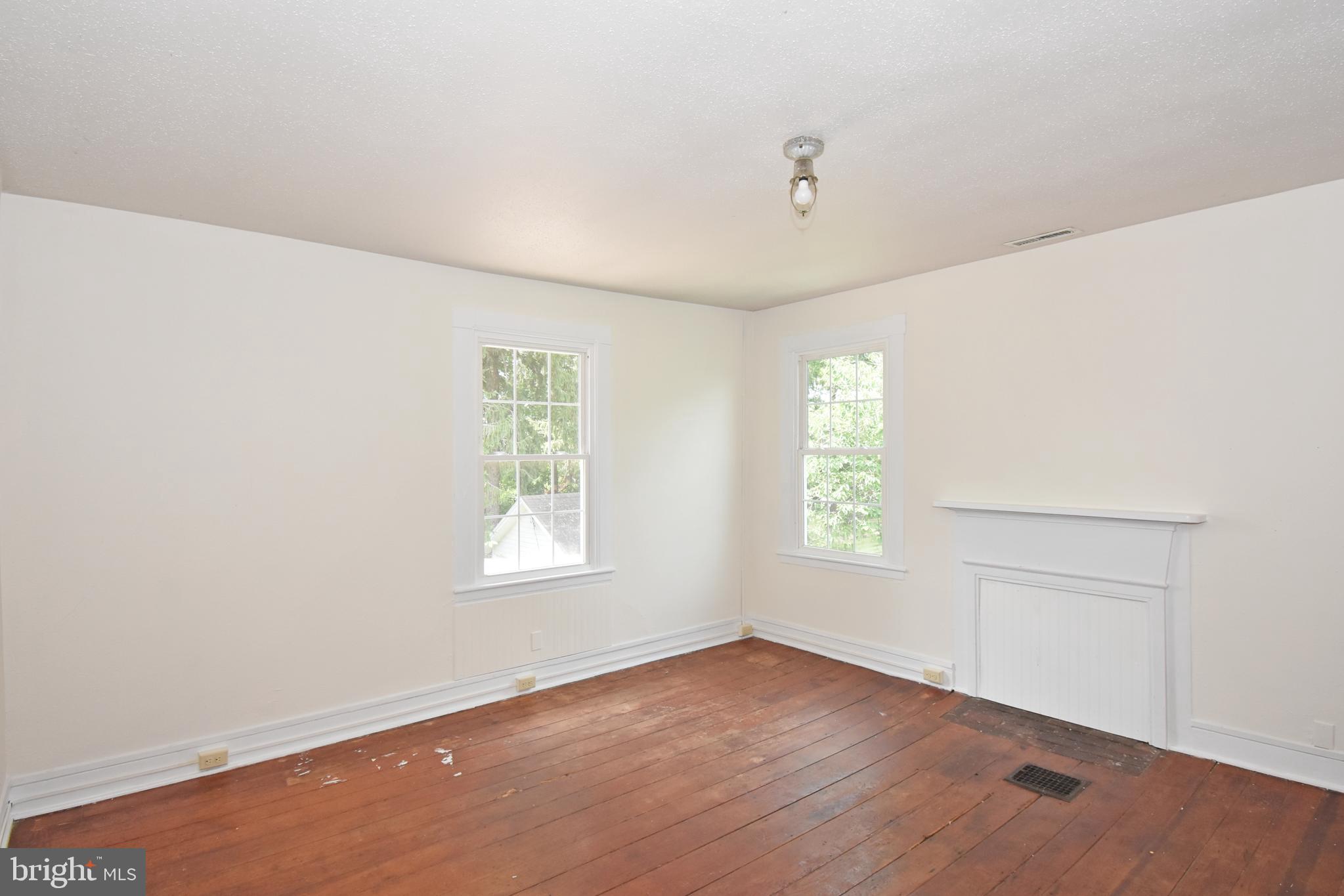 30472 Broad Street Princess Anne, MD 21853 - Photo 67 of 74 an empty room with windows