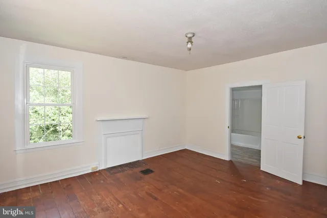 $215,000 | 30472 Broad Street, Princess Anne, MD 21853