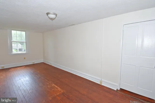 $215,000 | 30472 Broad Street, Princess Anne, MD 21853