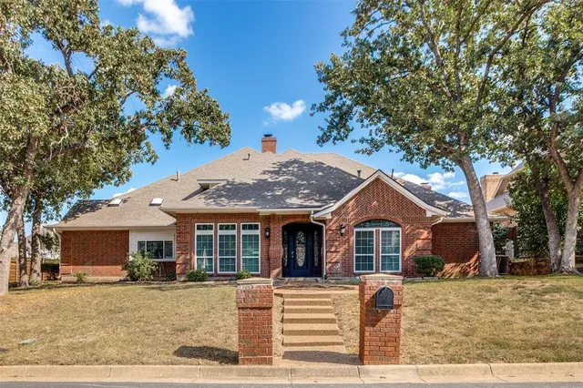 $649,900 | 2103 Bay Club Drive, Arlington, TX 76013