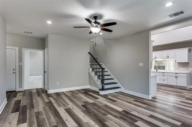 $649,900 | 2103 Bay Club Drive, Arlington, TX 76013