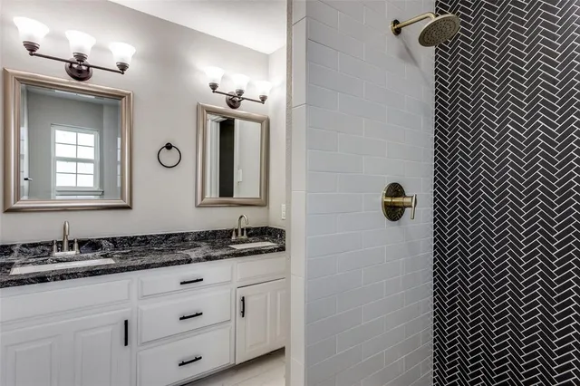 $649,900 | 2103 Bay Club Drive, Arlington, TX 76013