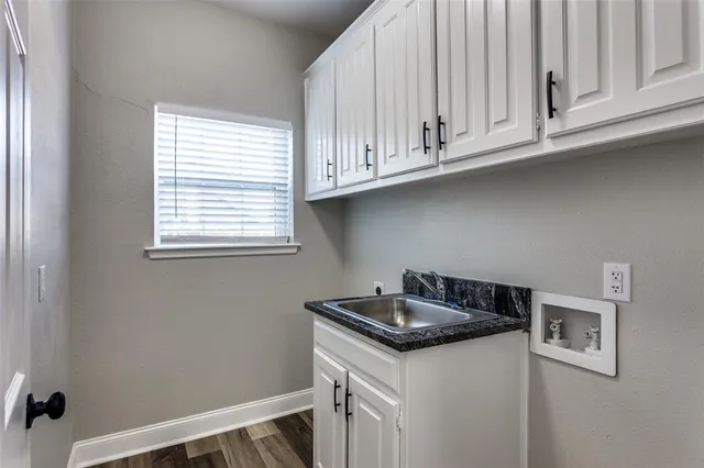 $649,900 | 2103 Bay Club Drive, Arlington, TX 76013