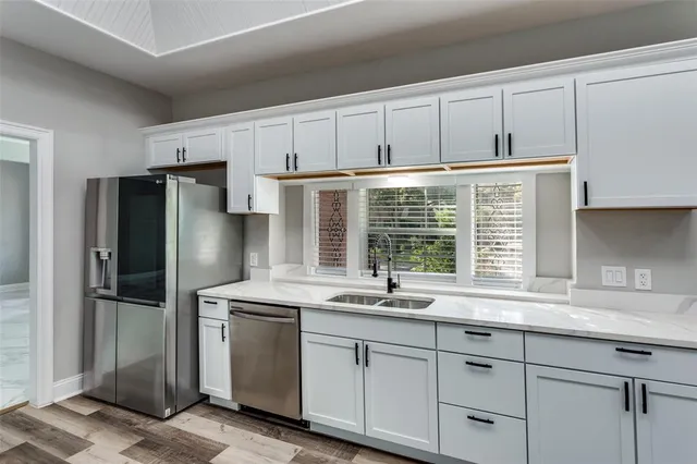 $649,900 | 2103 Bay Club Drive, Arlington, TX 76013