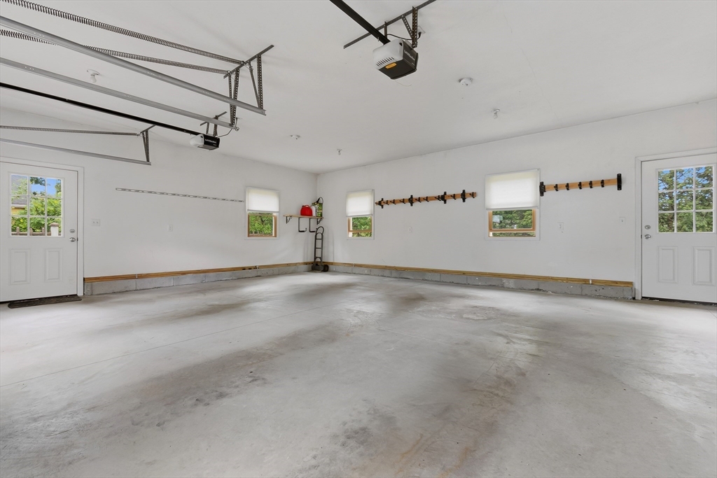 31 Charme Road Billerica, MA 01821 - Photo 38 of 42