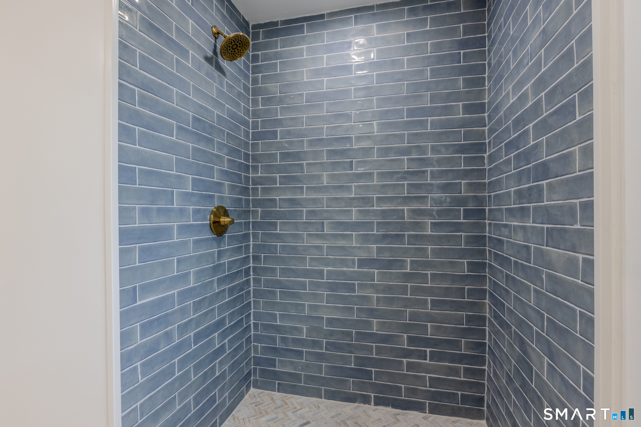 280 Shore Road Old Lyme, CT 06371 - Photo 20 of 35 Gallery Image 20