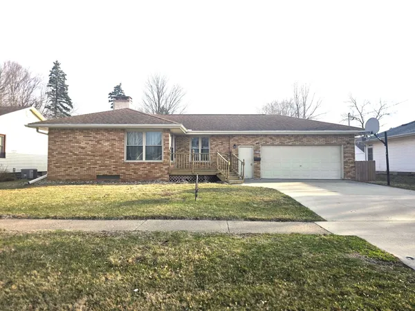 $155,000 | 500 East Pearl Street, Geneseo, IL 61254