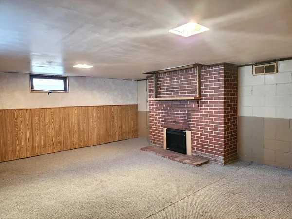 $155,000 | 500 East Pearl Street, Geneseo, IL 61254