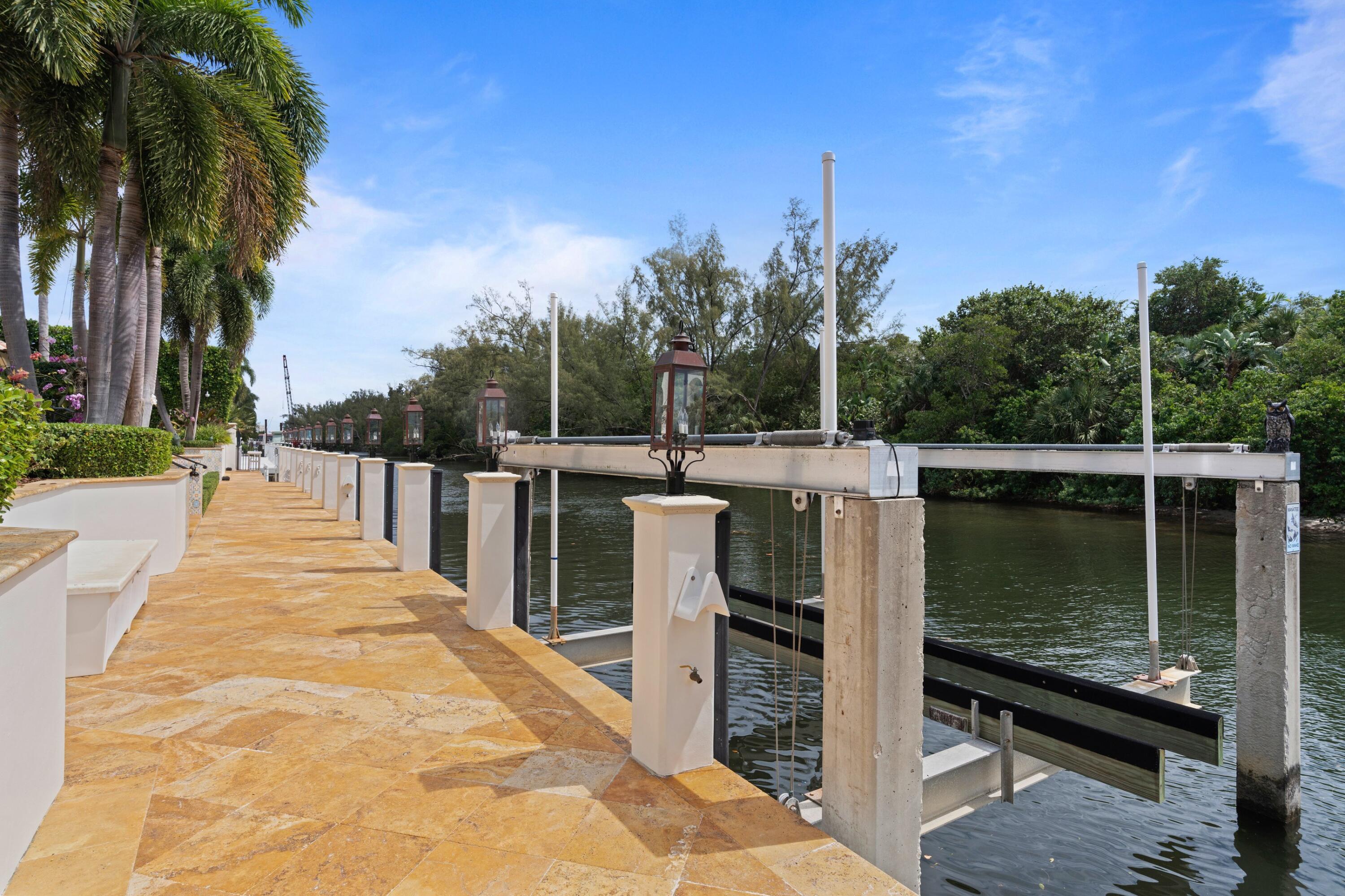 166 Alexander Palm Road Boca Raton, FL 33432 - Photo 22 of 122 DSC07068.jpg-SMALL