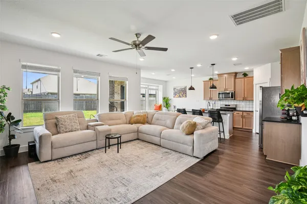 $3,095 | 4806 Sand Clouds Drive, Katy, TX 77493