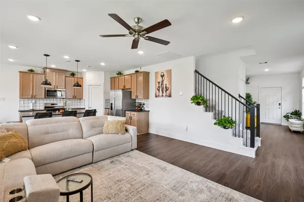 $3,095 | 4806 Sand Clouds Drive, Katy, TX 77493