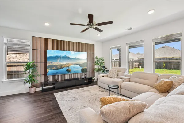 $3,095 | 4806 Sand Clouds Drive, Katy, TX 77493