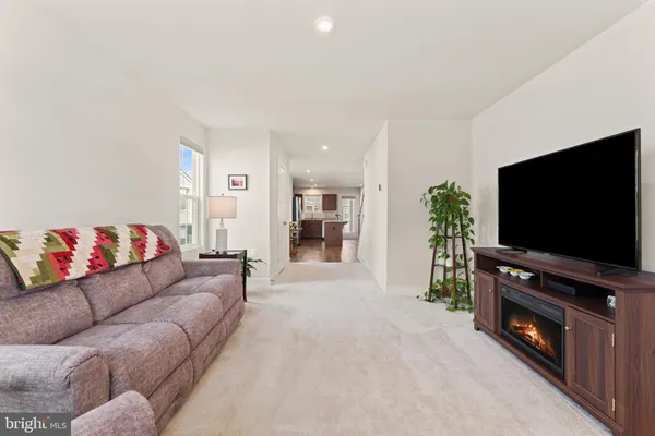 $300,000 | 84 Dunster Street, Martinsburg, WV 25405