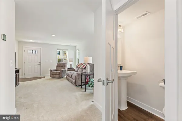 $300,000 | 84 Dunster Street, Martinsburg, WV 25405